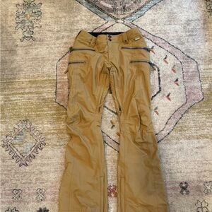 Burton women’s snowboarding pants